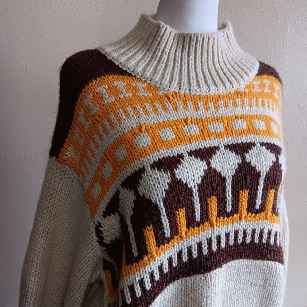 Moodie Medium Boho Western Thick Knit Sweater, Geometric Tan Brown Orange - Picture 2 of 9